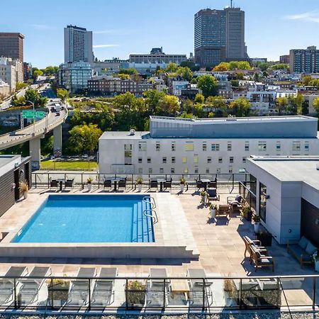 Quebec, Rustique Chic En Ville, Piscine Sur Le Toit Pour 2 A 6 Invites Exterior photo