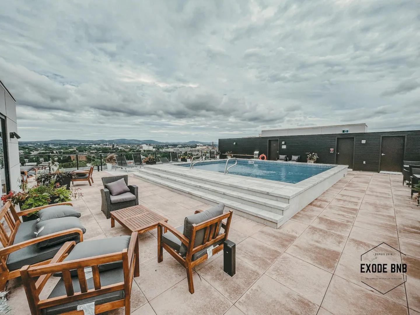 Quebec, Rustique Chic En Ville, Piscine Sur Le Toit Pour 2 A 6 Invites Exterior photo