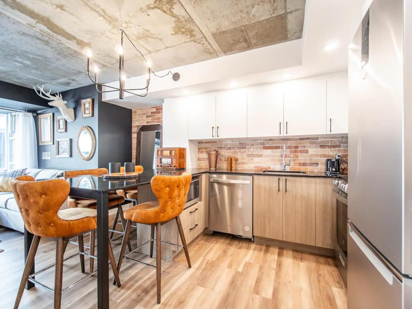 Quebec, Rustique Chic En Ville, Piscine Sur Le Toit Pour 2 A 6 Invites Exterior photo